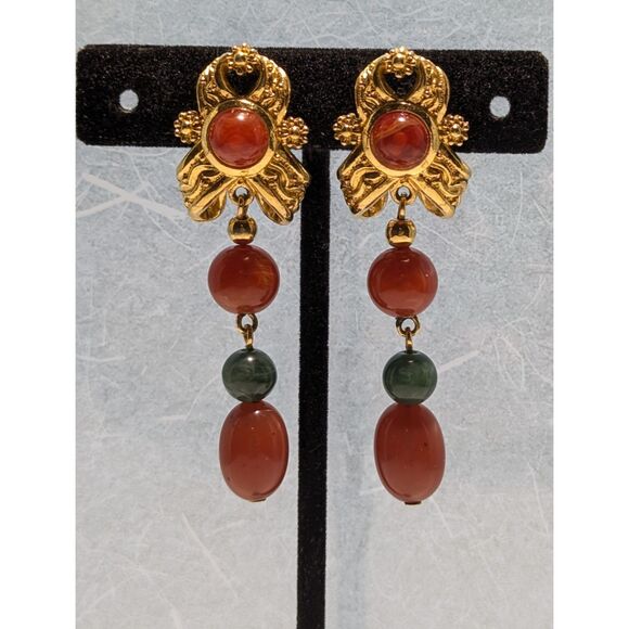 Faux Carnelian and Jade Set in Gold Tone - Picture 1 of 7